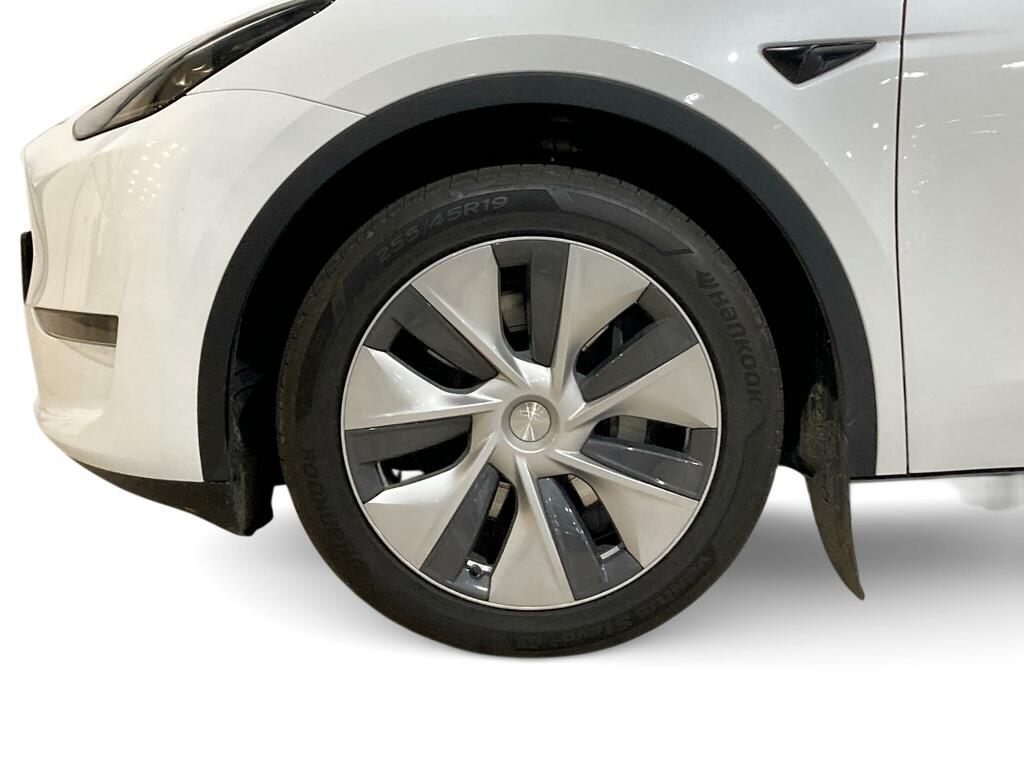 Tesla Model Y Long Range White #6