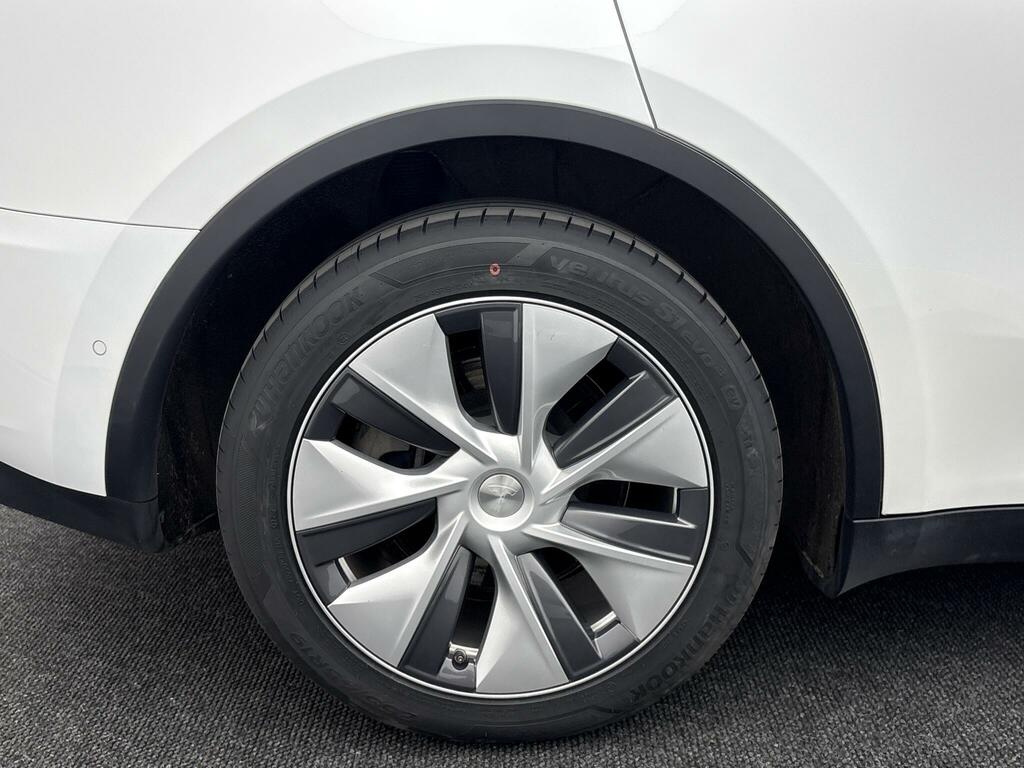 Tesla Model Y 2022 Suv Rwd 346 Ps White #13