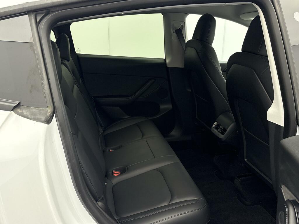 Tesla Model Y 2022 Suv Rwd 346 Ps White #18