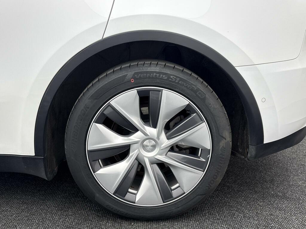 Tesla Model Y 2022 Suv Rwd 346 Ps White #8