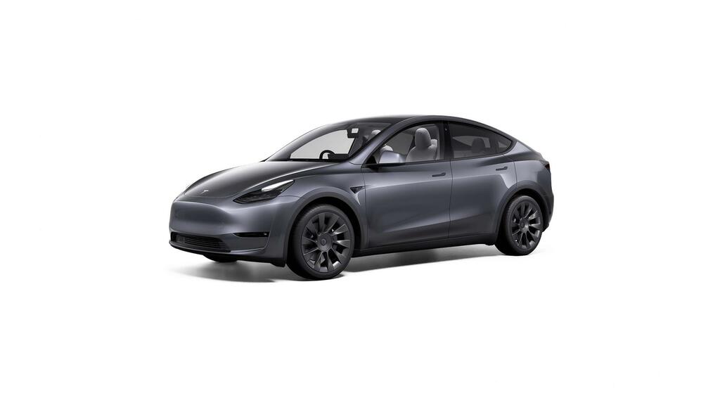 Tesla Model Y Long Range Silver