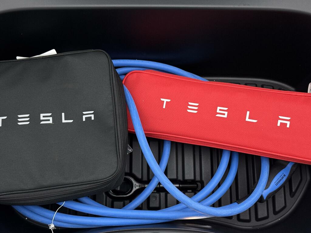 Tesla Model 3 Dual Motor Long Range 4Wde White #15