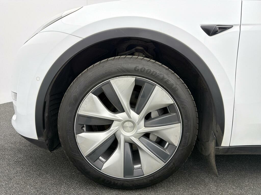 Tesla Model Y Long Range White #5
