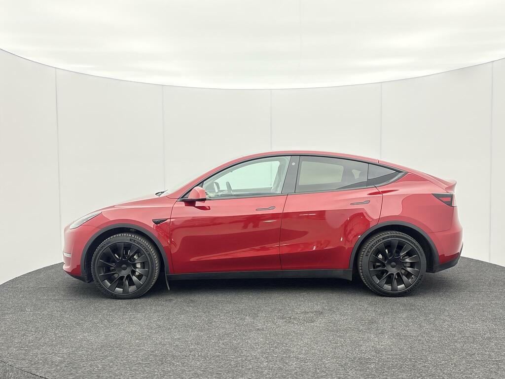 Tesla Model Y Long Range Red #5