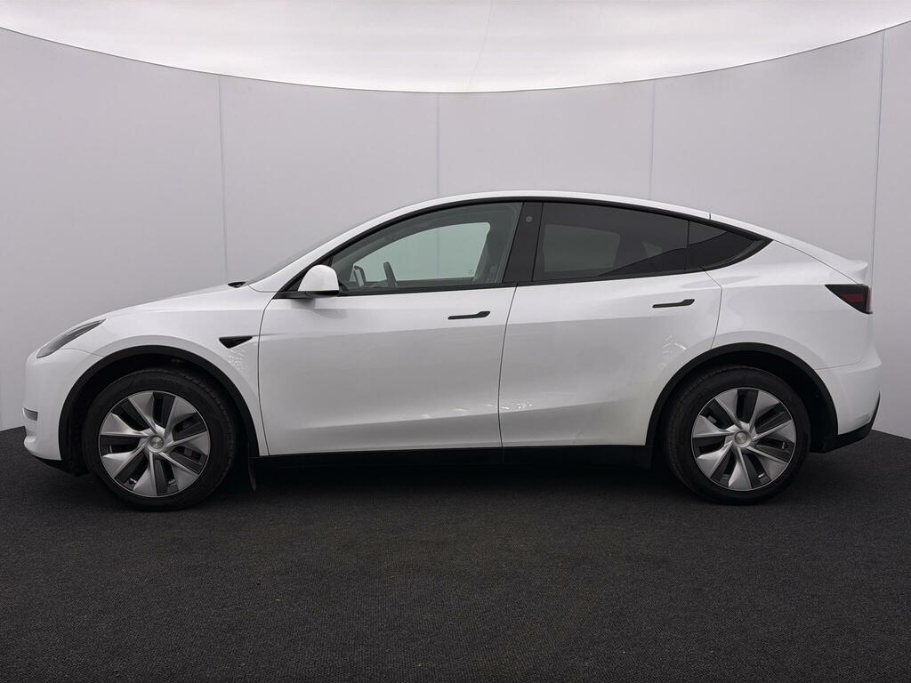 Tesla Model Y Long Range White #6