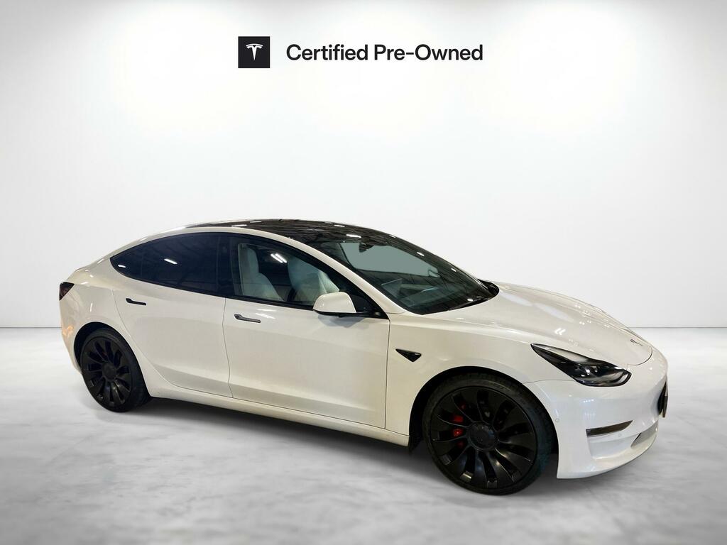 Tesla Model 3 Performance White