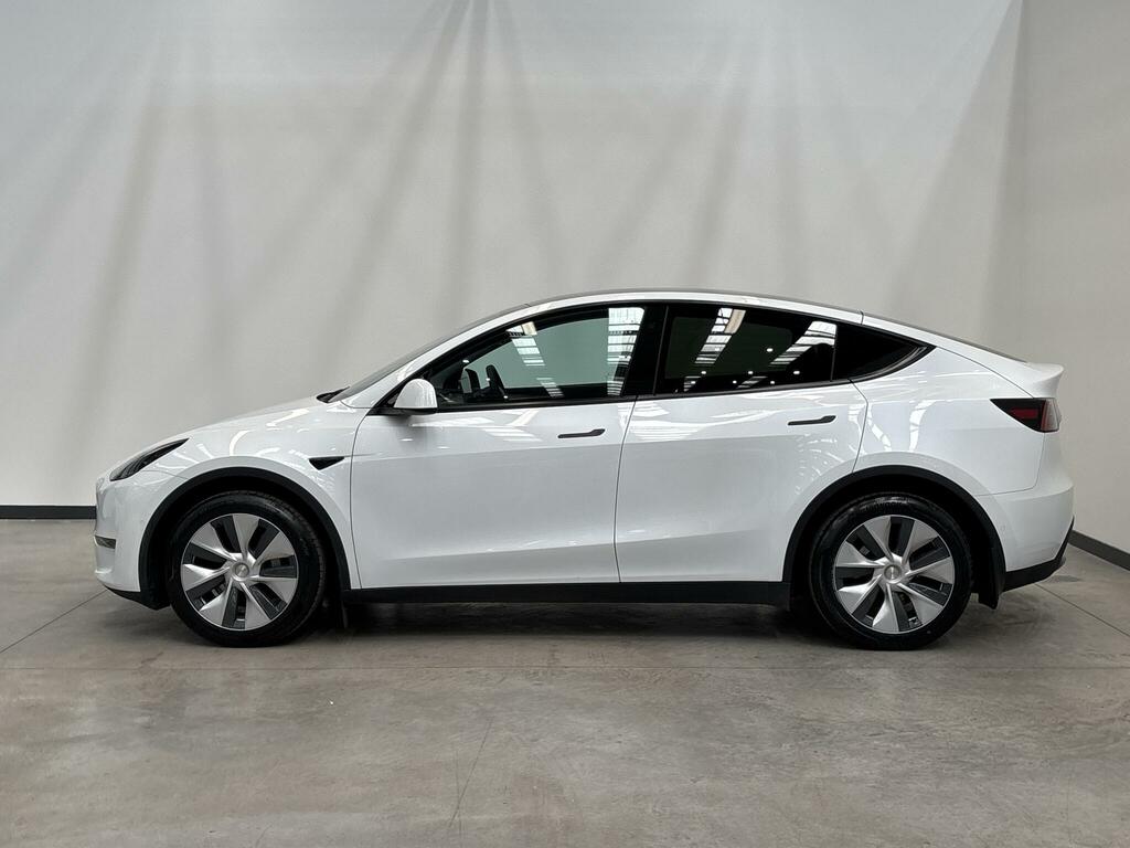 Tesla Model Y Long Range White #5