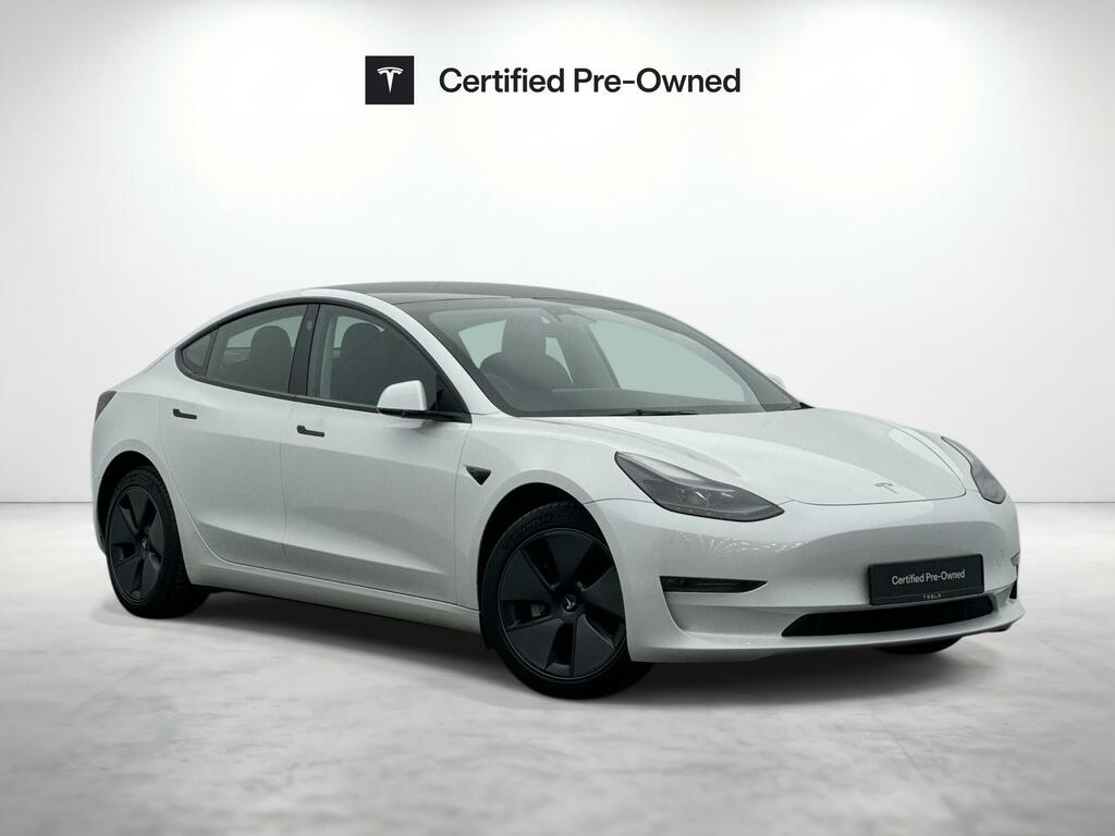 Tesla Model 3 Long Range White