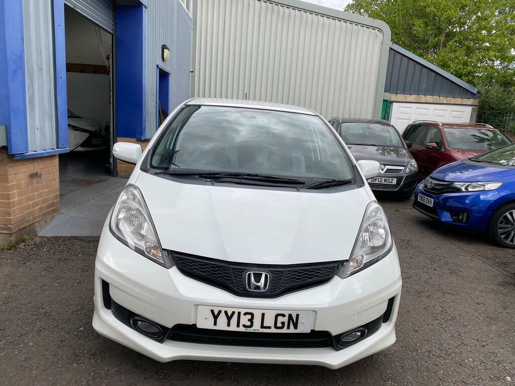 Honda Jazz 1.4 I-vtec Si Euro 5 YY13LGN White #2