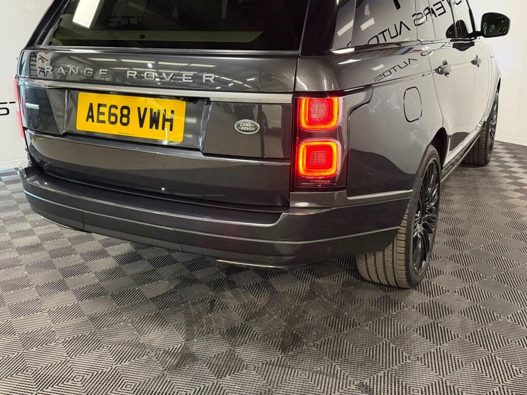 Land Rover Range Rover Velar #25