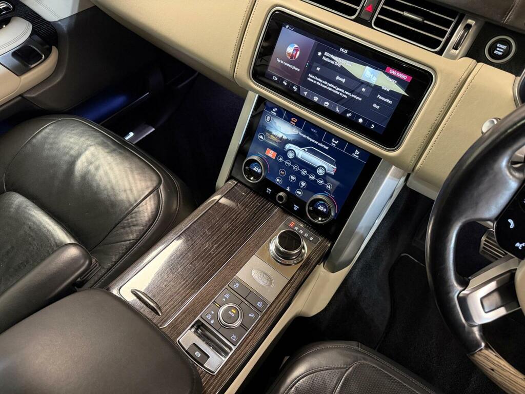 Land Rover Range Rover Velar #16