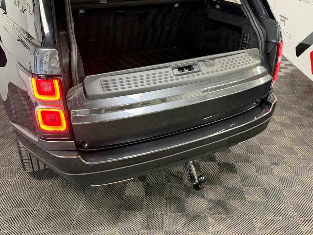 Land Rover Range Rover Velar #15