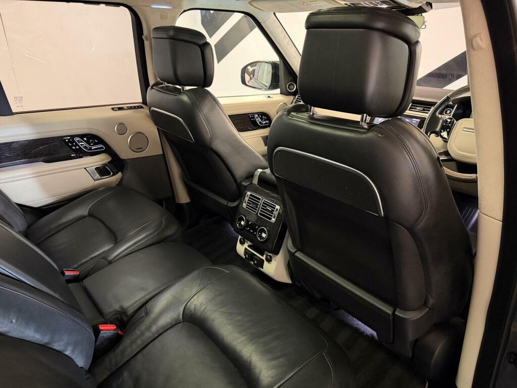 Land Rover Range Rover Velar #12