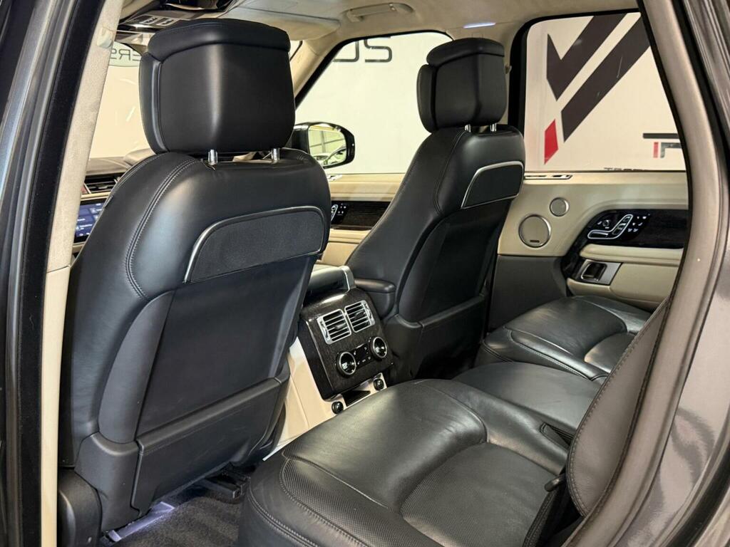 Land Rover Range Rover Velar #35