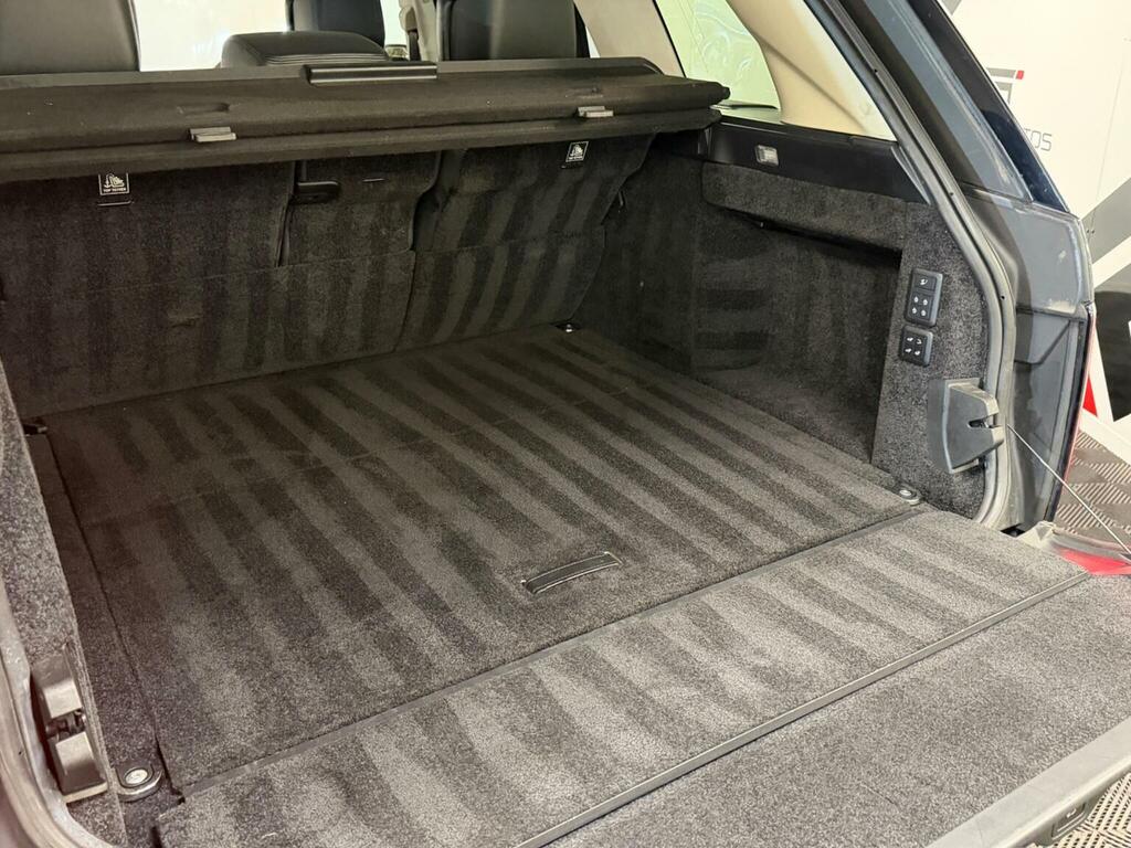 Land Rover Range Rover Velar #10