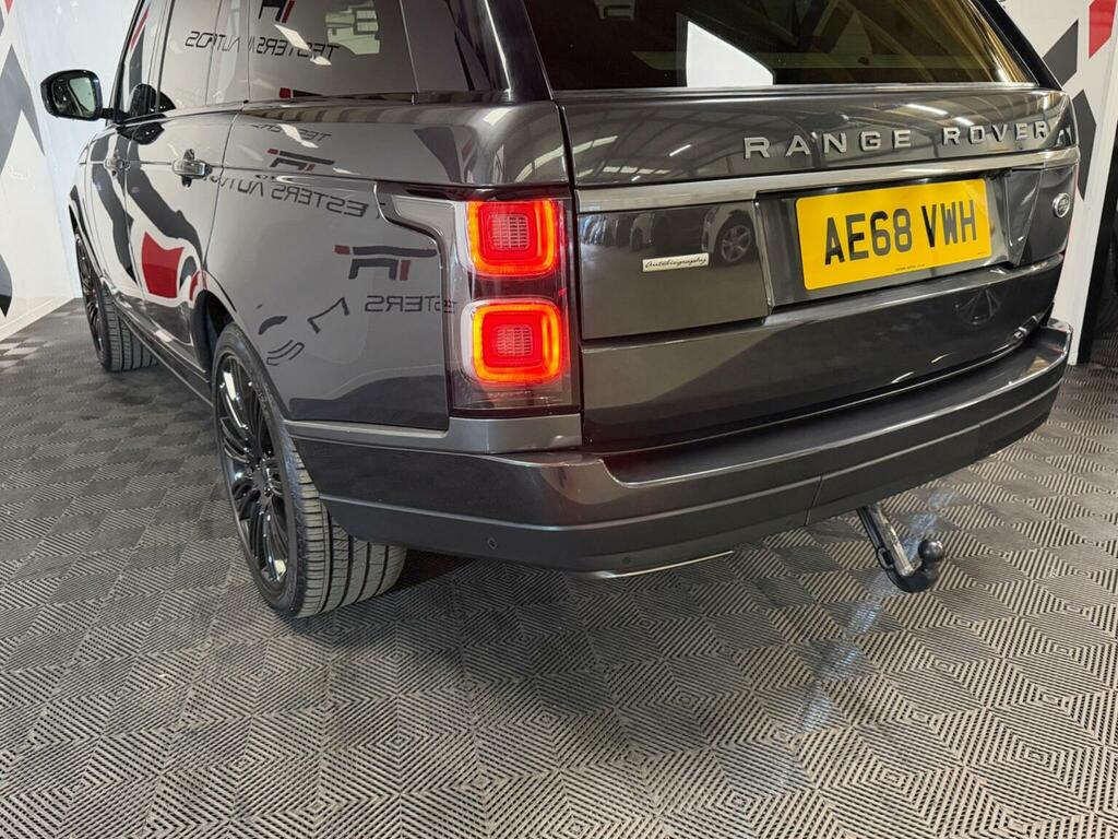 Land Rover Range Rover Velar #11