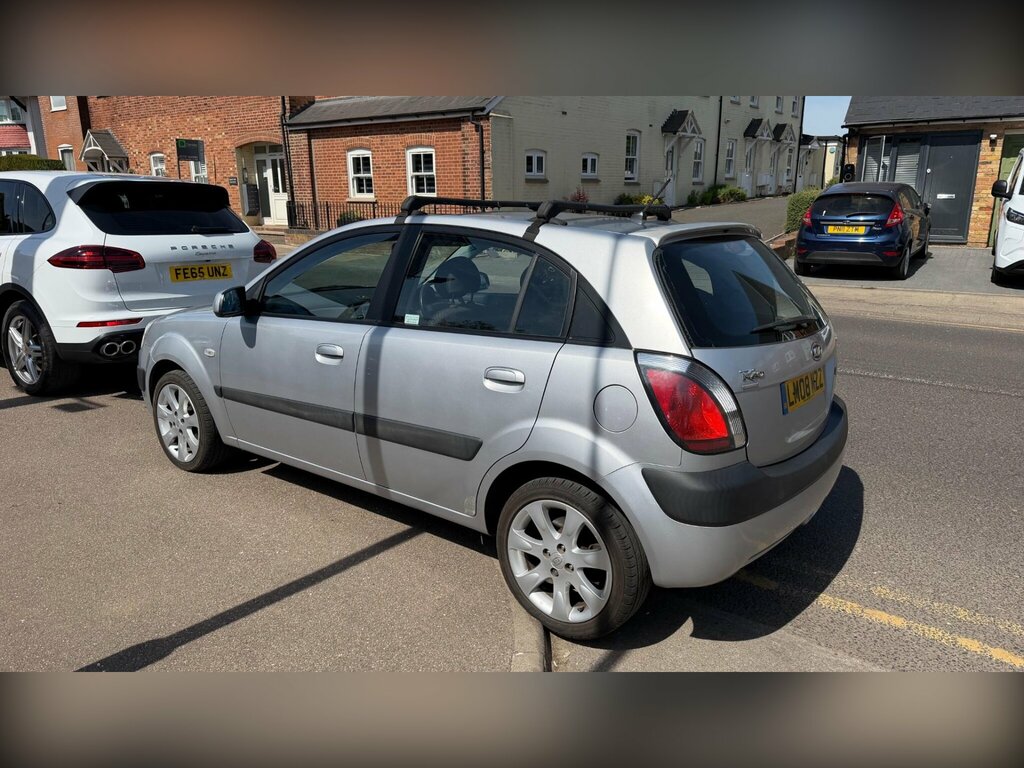Kia RIO 1.5 Crdi Sport Silver #3
