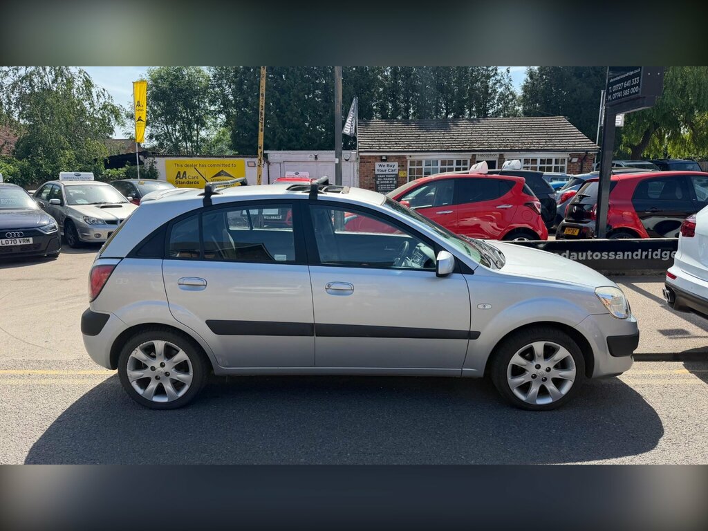 Kia RIO 1.5 Crdi Sport Silver #4