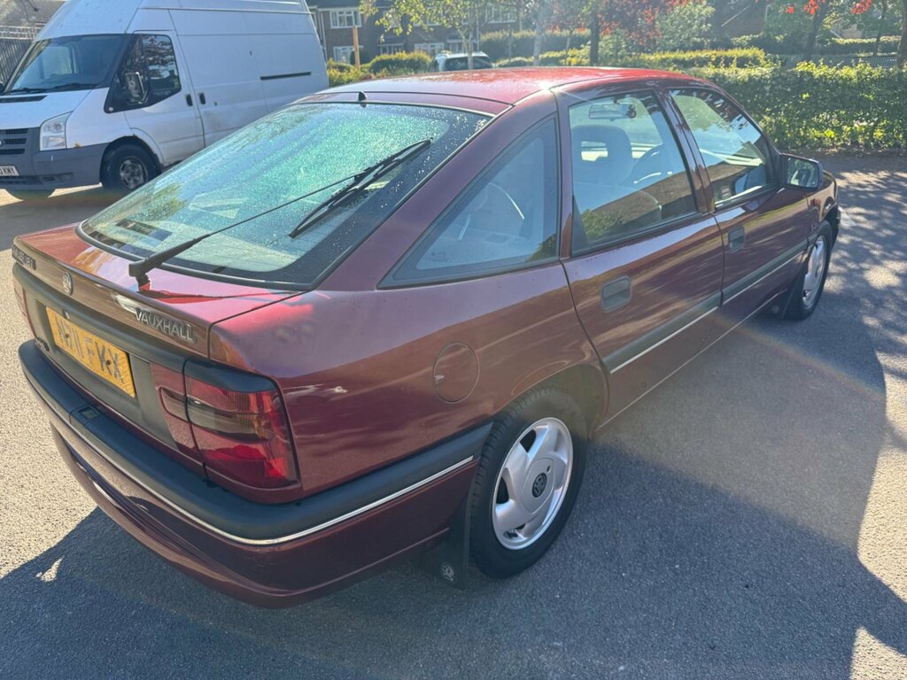 Vauxhall Cavalier 1.8 Gls Hatchback 89 Bhp  #4