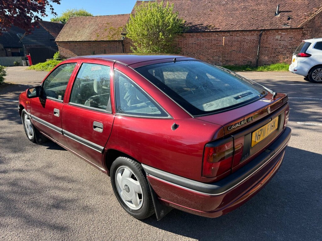 Vauxhall Cavalier 1.8 Gls Hatchback 89 Bhp  #6