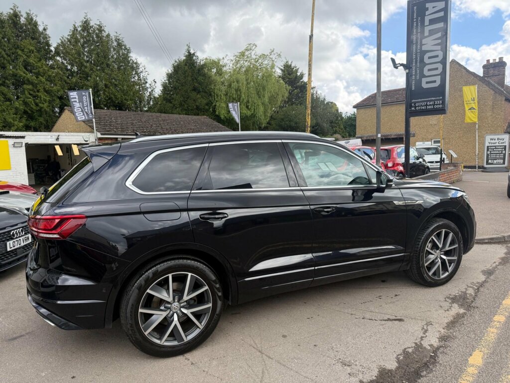 Volkswagen Touareg 3.0 Tdi V6 R-line Tiptronic 4Motion Euro 6 Ss 5 Black #5