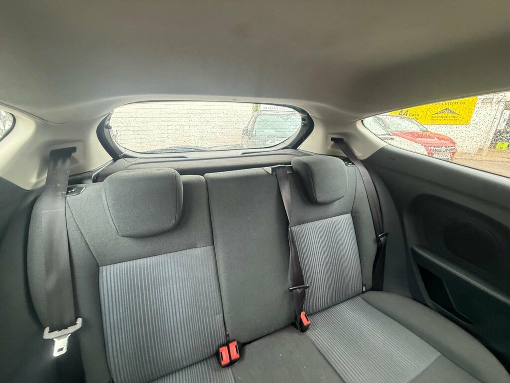 Ford Fiesta  Red #25