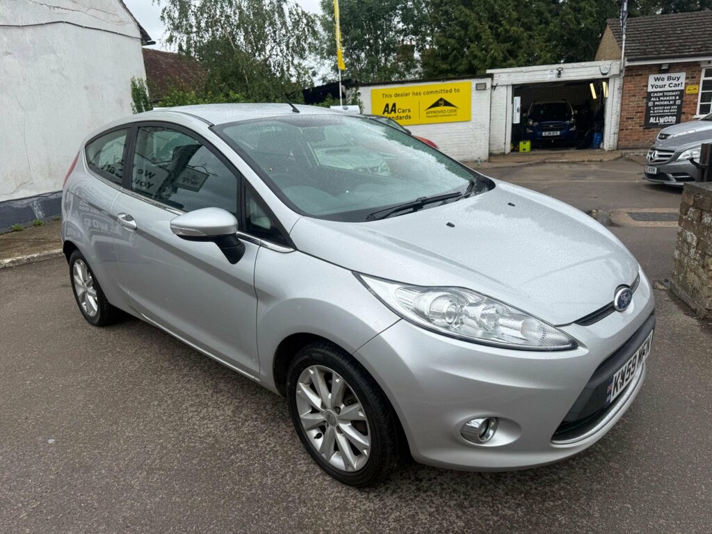 Ford Fiesta  Red #16