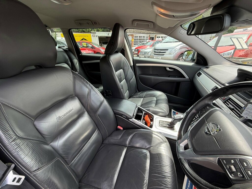 Volvo V70 2.0 D3 Se 161 Bhp Black #26