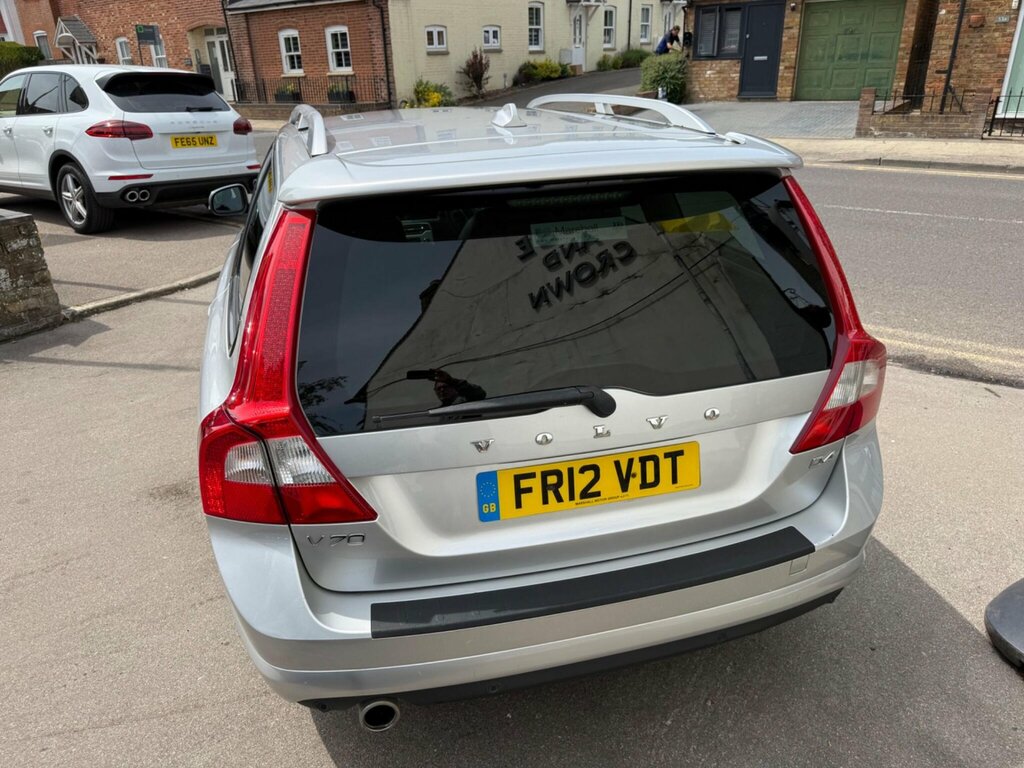 Volvo V70 2.0 D3 Se 161 Bhp Black #12