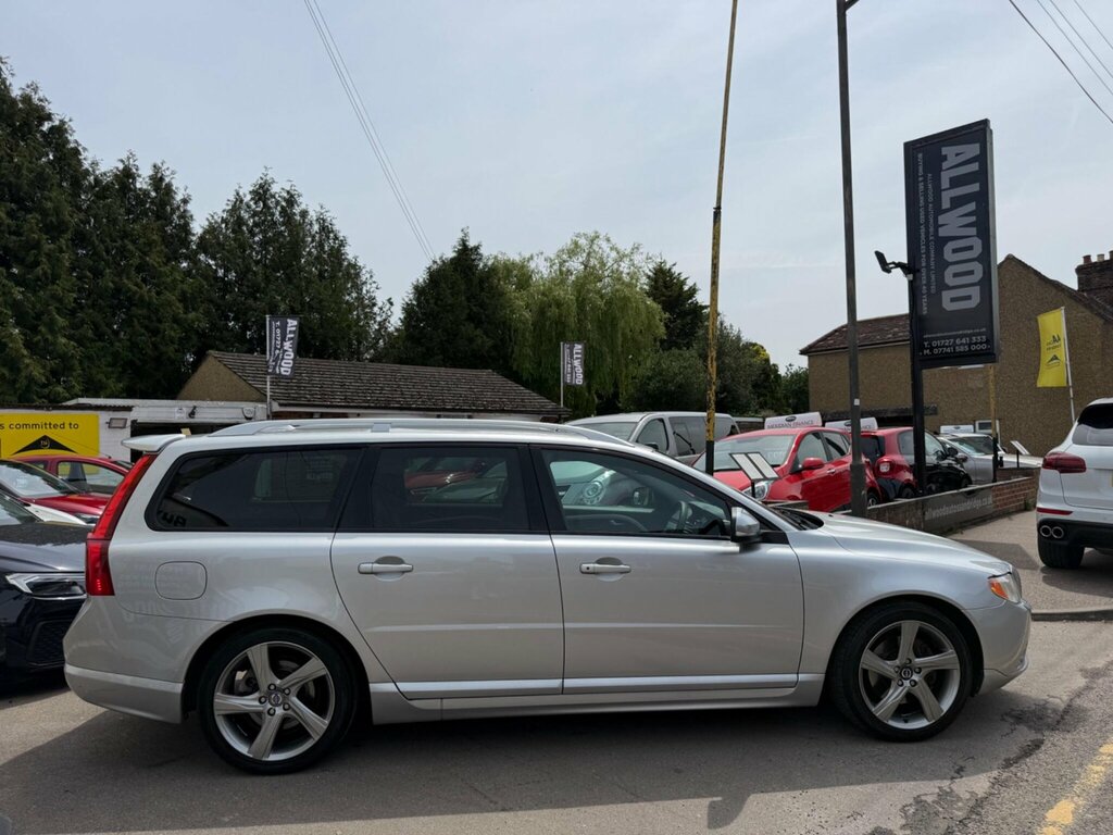 Volvo V70 2.0 D3 Se 161 Bhp Black #8