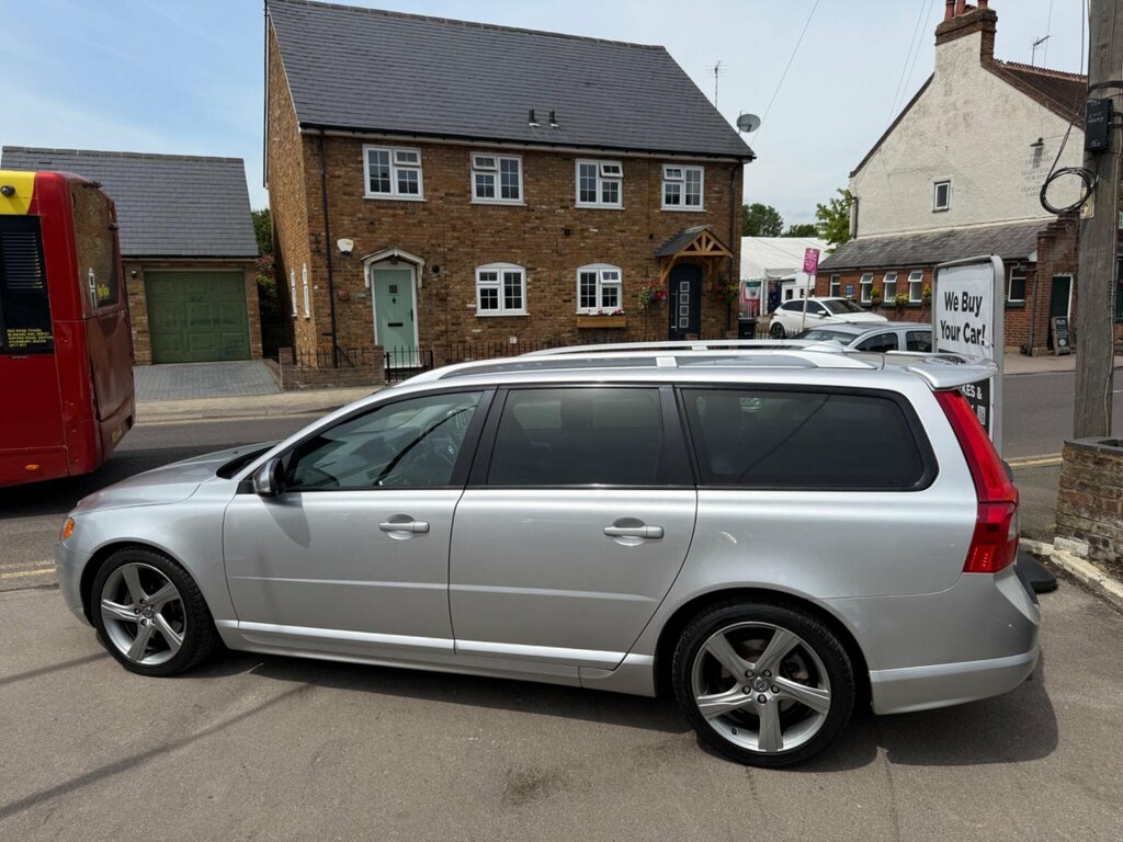 Volvo V70 2.0 D3 Se 161 Bhp Black #16