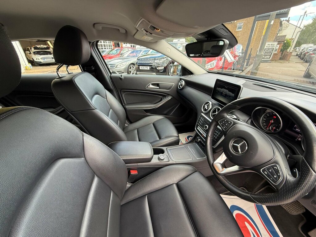 Mercedes-Benz A Class Hatchback 1.5 Black #28