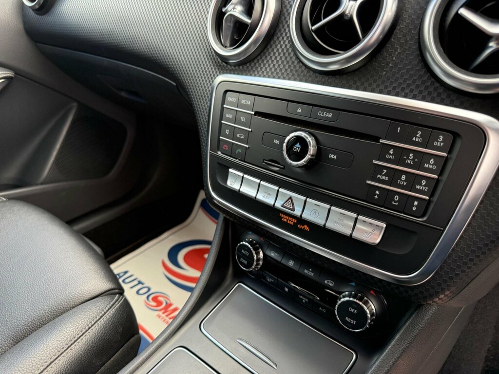 Mercedes-Benz A Class Hatchback 1.5 Black #32