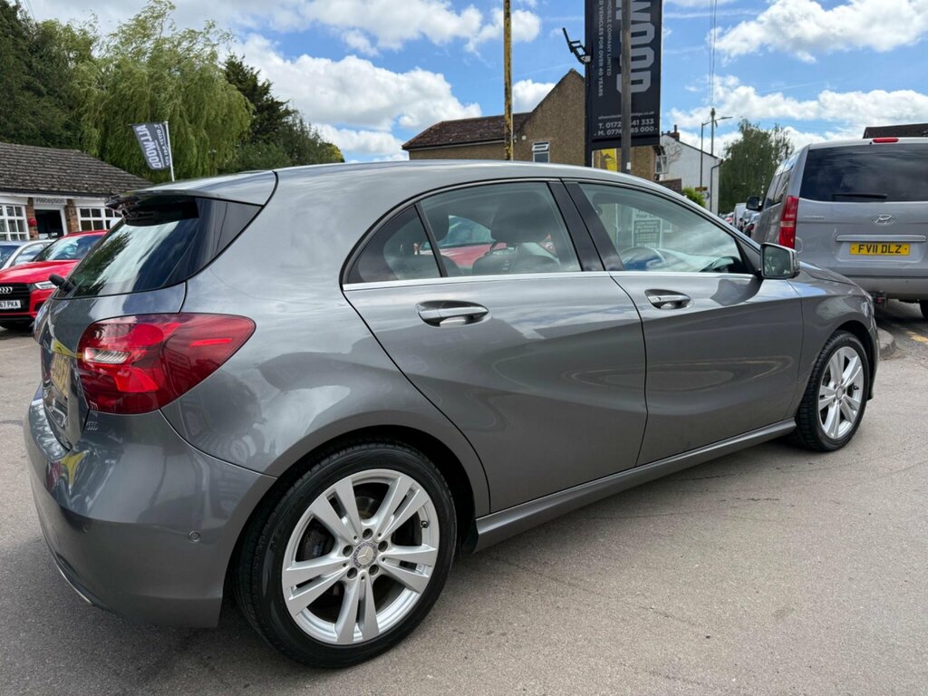 Mercedes-Benz A Class Hatchback 1.5 Black #8