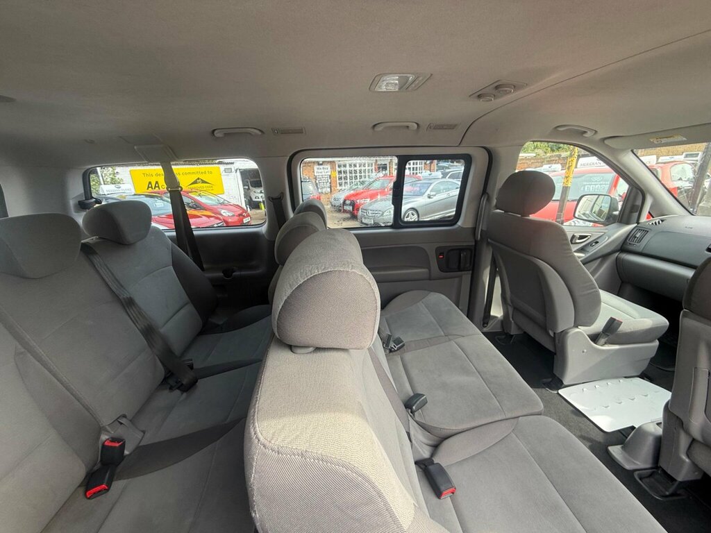 Hyundai I800 Style White #23