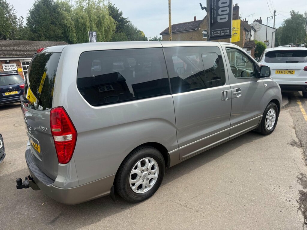 Hyundai I800 Style White #7