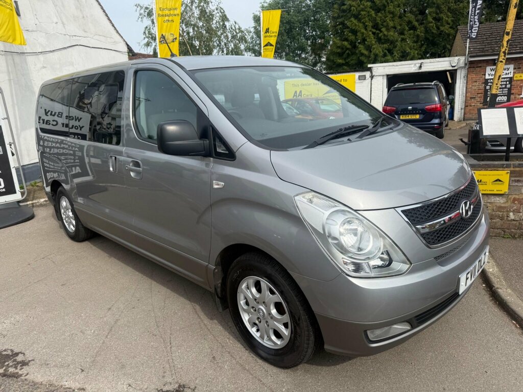 Hyundai I800 Style White #19