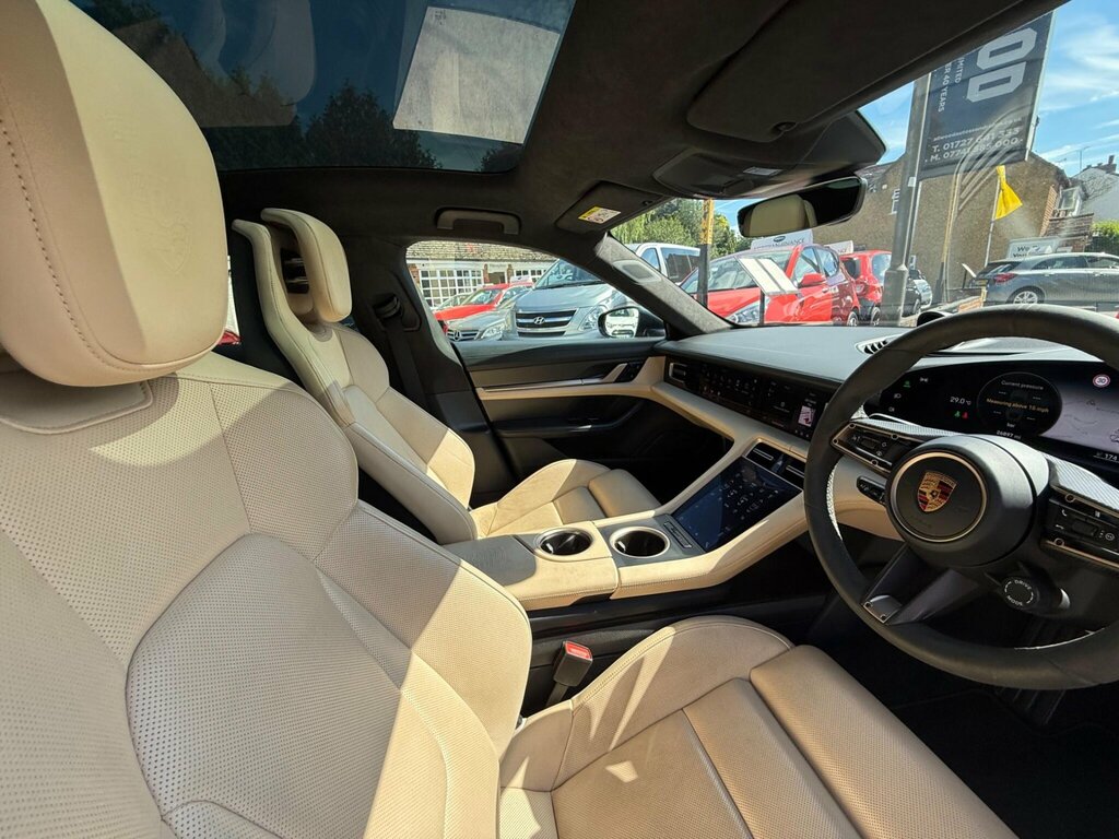 Porsche Taycan 4S 93Kwh Silver #27