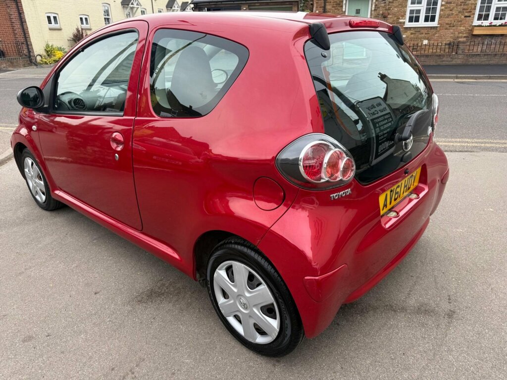 Toyota Aygo Ice Green #11