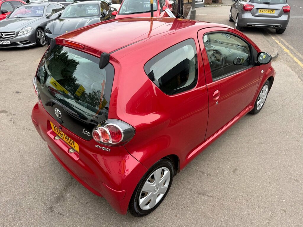 Toyota Aygo Ice Green #9