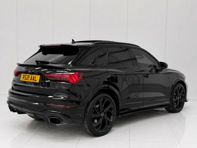 Audi RS Q3 2021 2.5 Tfsi Vorsprung Suv S Tronic Qu Black #3
