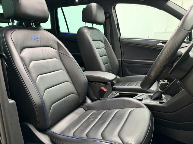 Volkswagen Tiguan Elegance White #22
