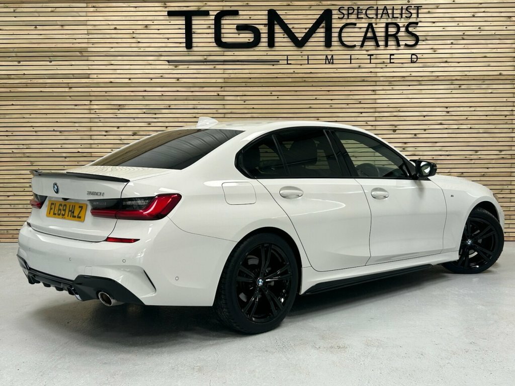BMW 3 Series 2L M Sport FL69HLZ White #3