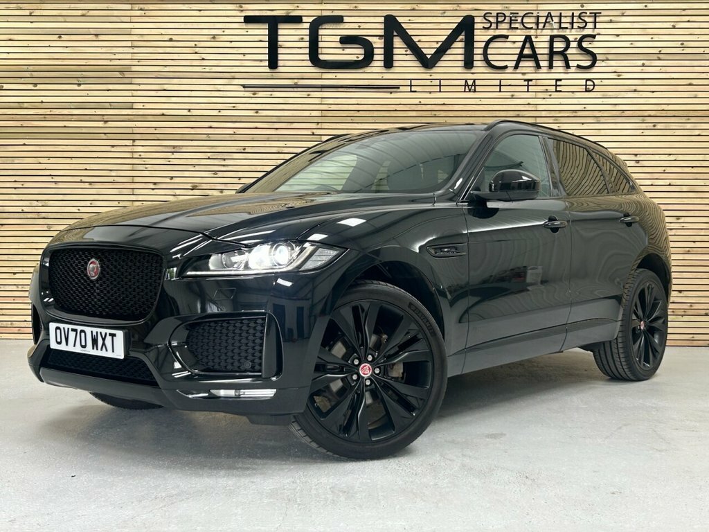 Jaguar F-Pace 2L Chequered Flag Black #2