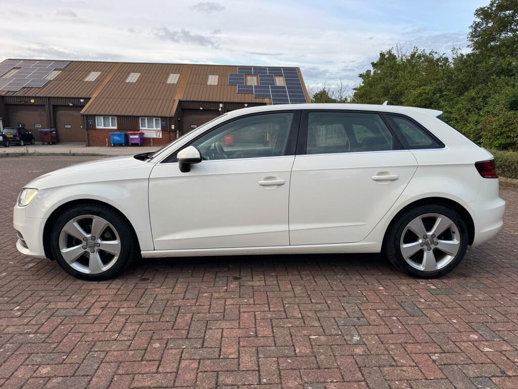 Audi A3 Sport White #4