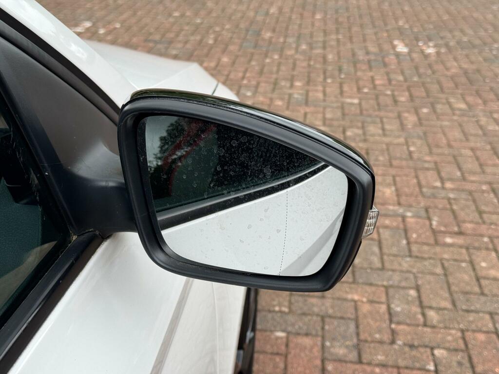Skoda Fabia 2016 16 Se Black #62