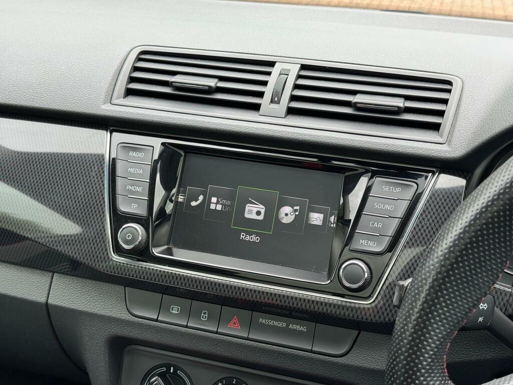 Skoda Fabia 2016 16 Se Black #25