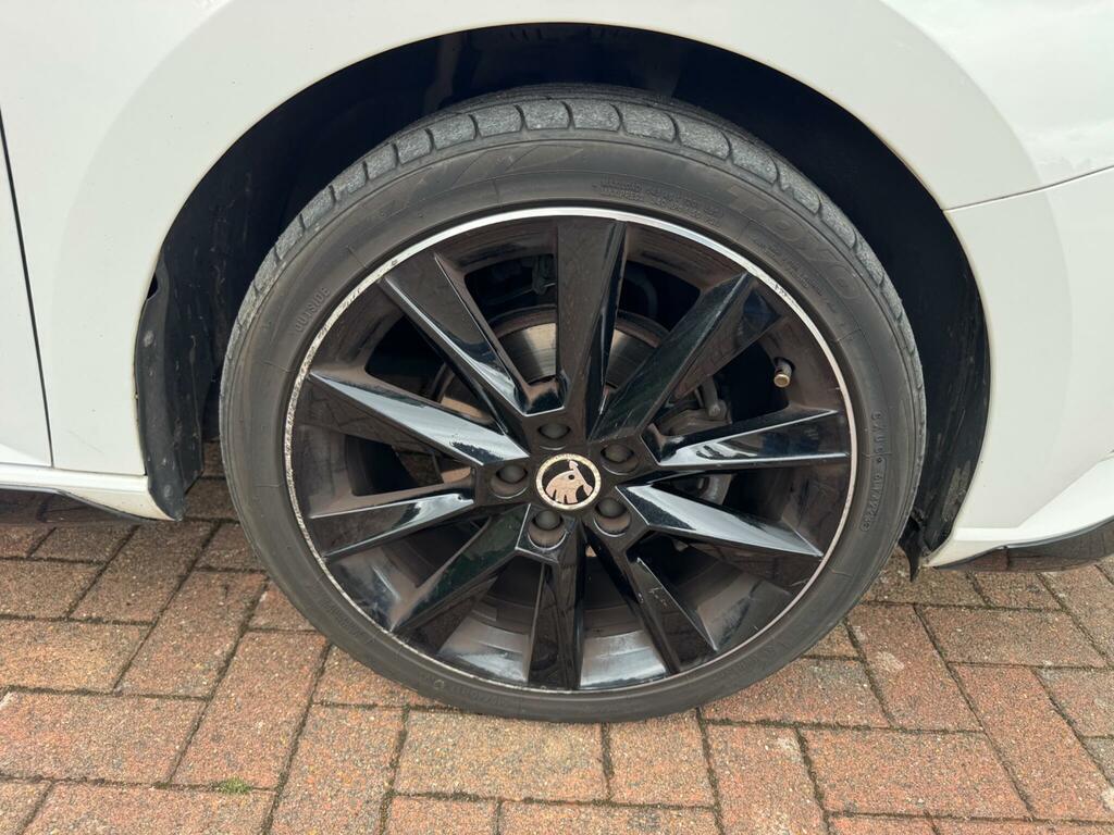 Skoda Fabia 2016 16 Se Black #68