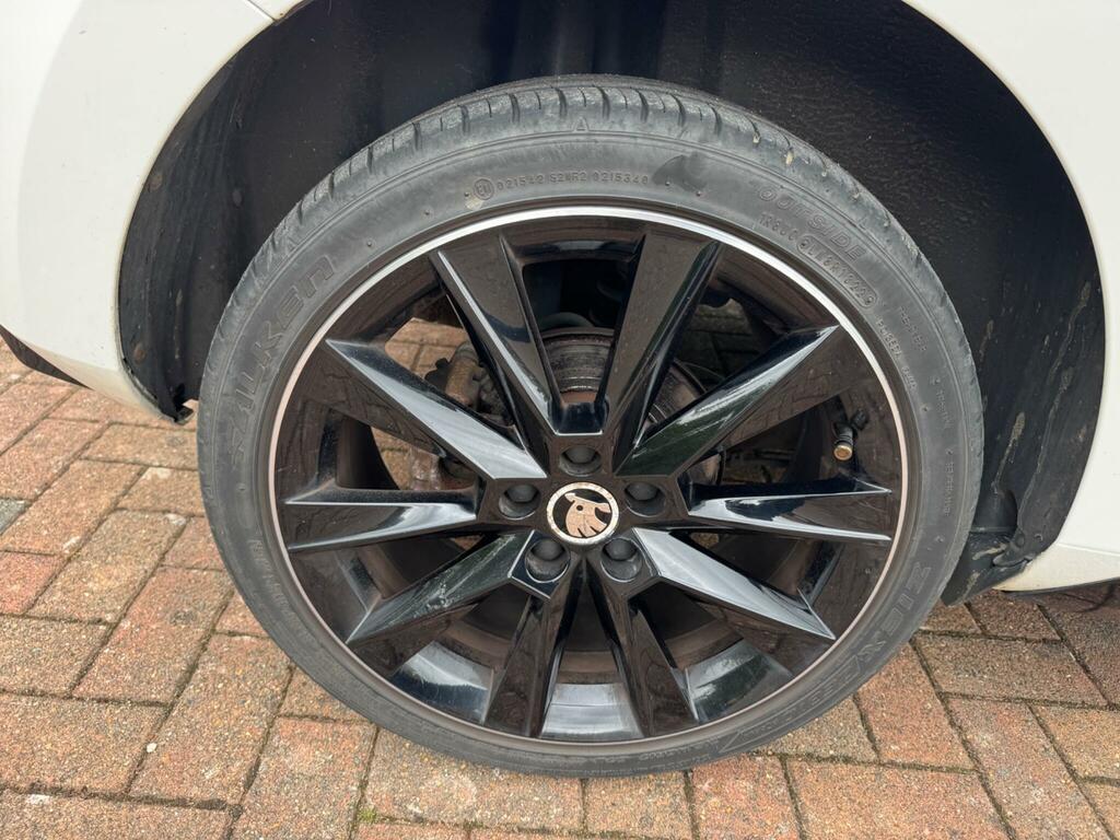 Skoda Fabia 2016 16 Se Black #67