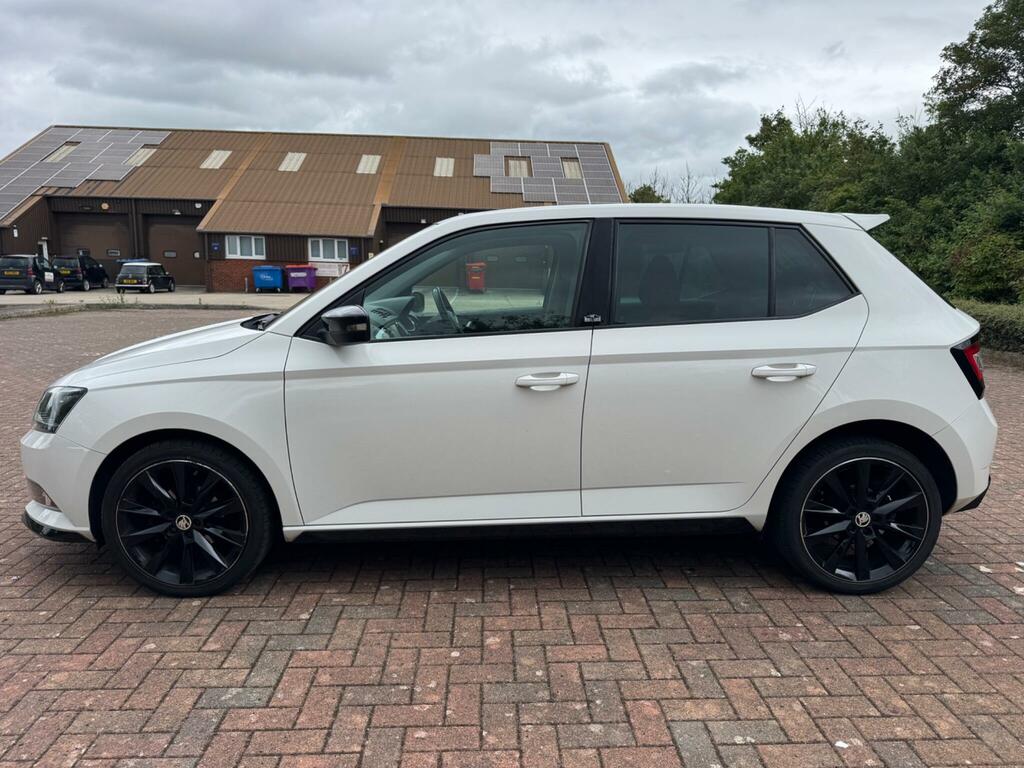 Skoda Fabia Monte Carlo White #4